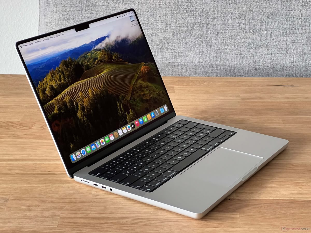 Apple MacBook Pro 16-inch, 2019 512GB Silver 16GB(Refurbished) Pre-Owned - Image 5