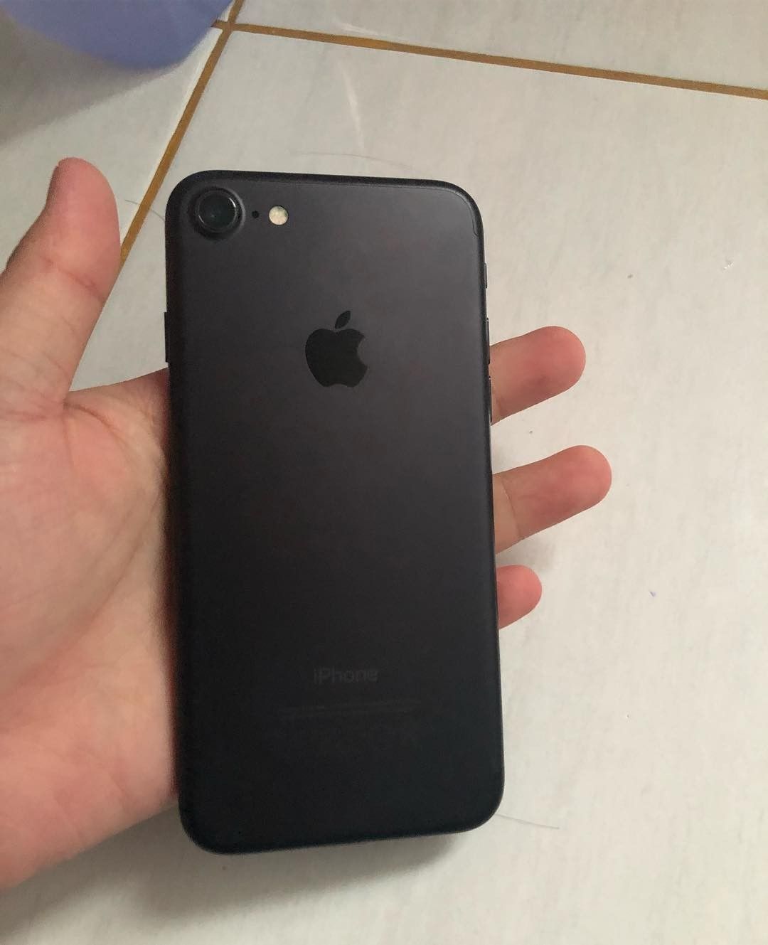 Apple iPhone SE 2020 64GB Space Grey Good Pre-Owned - Image 3