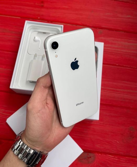 Apple iPhone XR 64gb White Excellent Used - Image 4