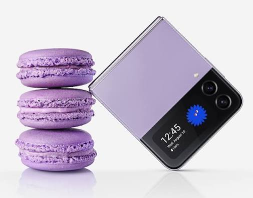 Samsung Galaxy Z Flip 4 – Brand New | 128GB | Stunning Foldable Design - Image 4