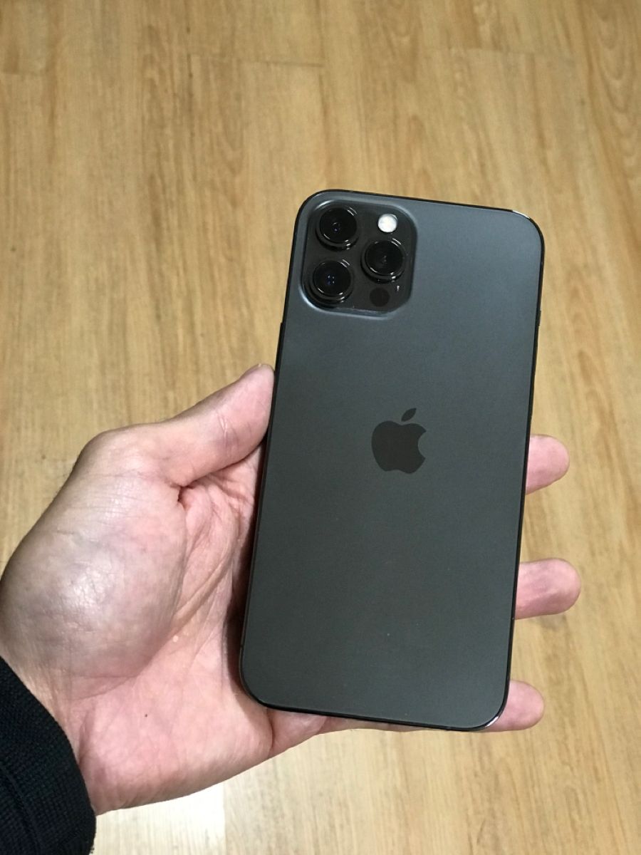 iPhone 13 Pro Max 128GB Graphite Good(Refurbished) Pre-Owned - Image 3