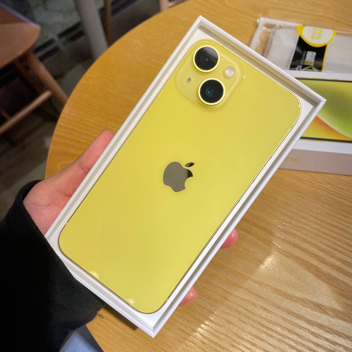 iPhone 14 128GB (Refurbished) Yellow Excellent - Image 5