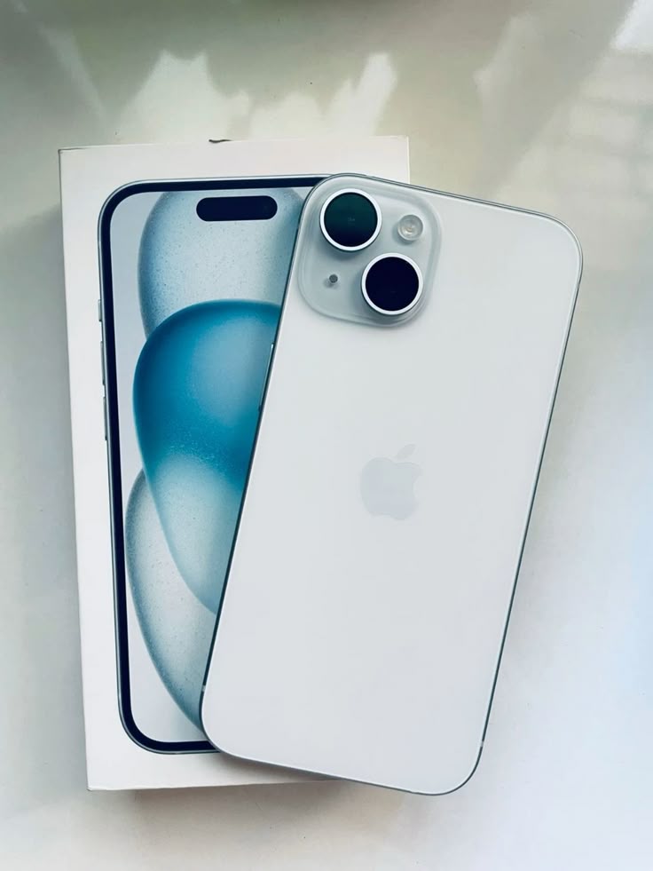 iPhone 15 Blue 256 GB Used Excellent - Image 3